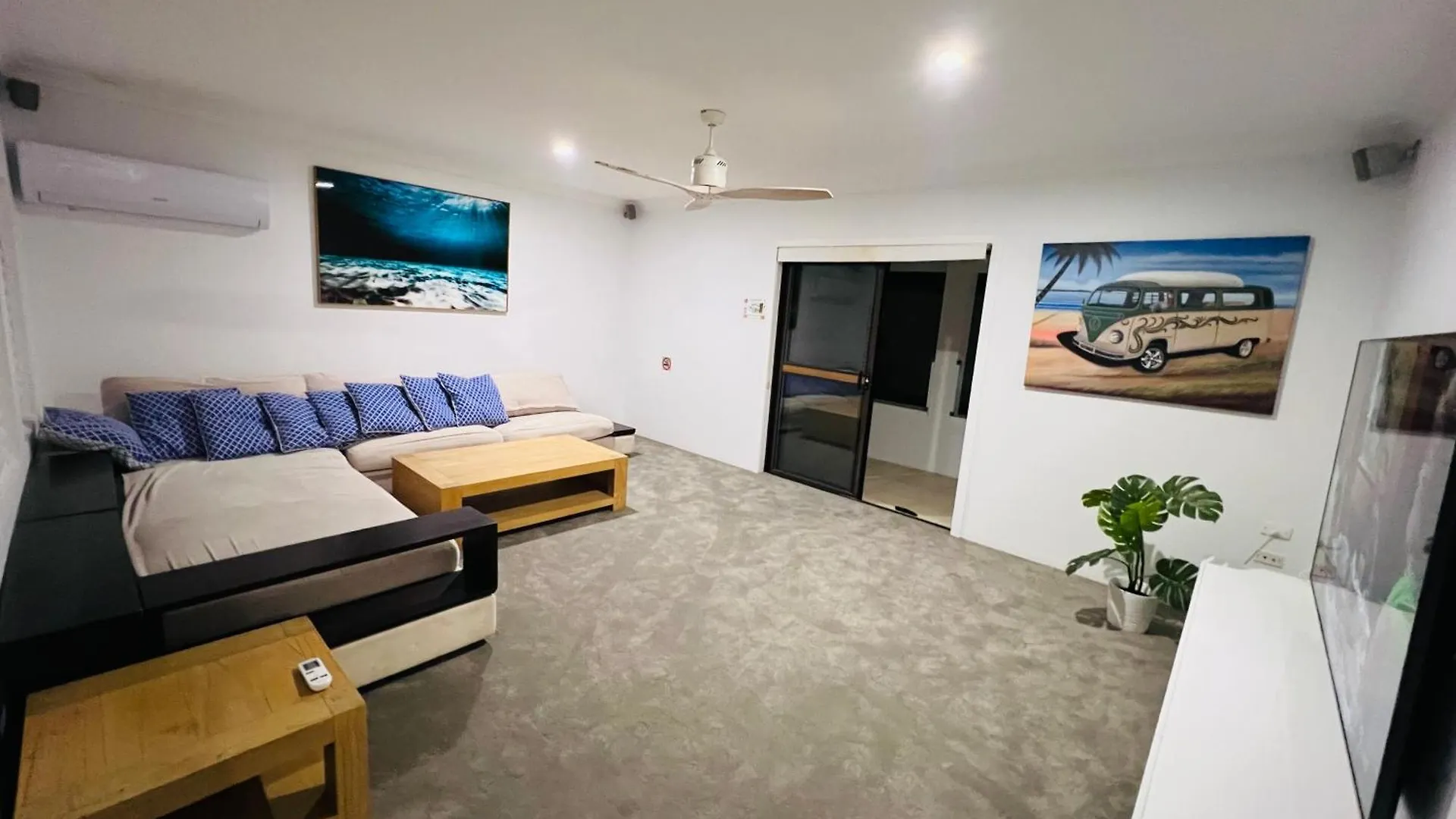 Reflections Broadbeach- Heated Pool! Complete Waterfront Entertainer With Huge Deck, Pool Table And Pontoon غولد كوست بيت للعطل